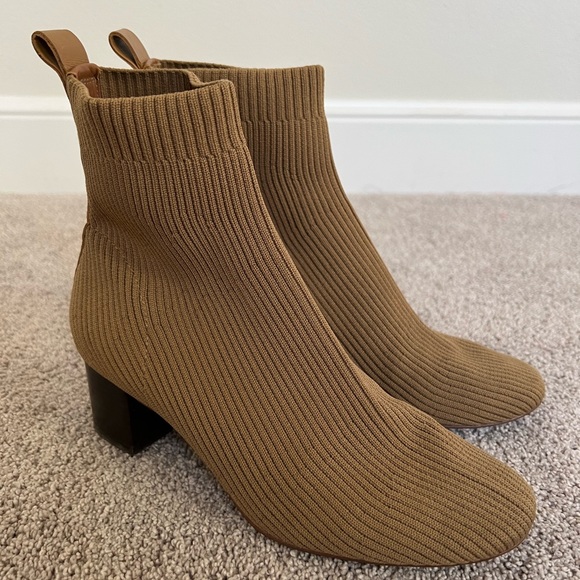 Everlane Glove Boot - Picture 4 of 5